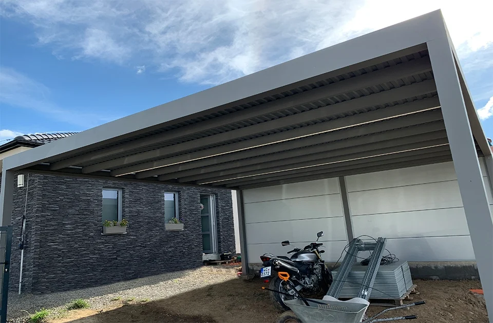 INTEGROVANE LED OSVETLENIE carport